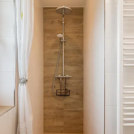 Lina Apartmán *
